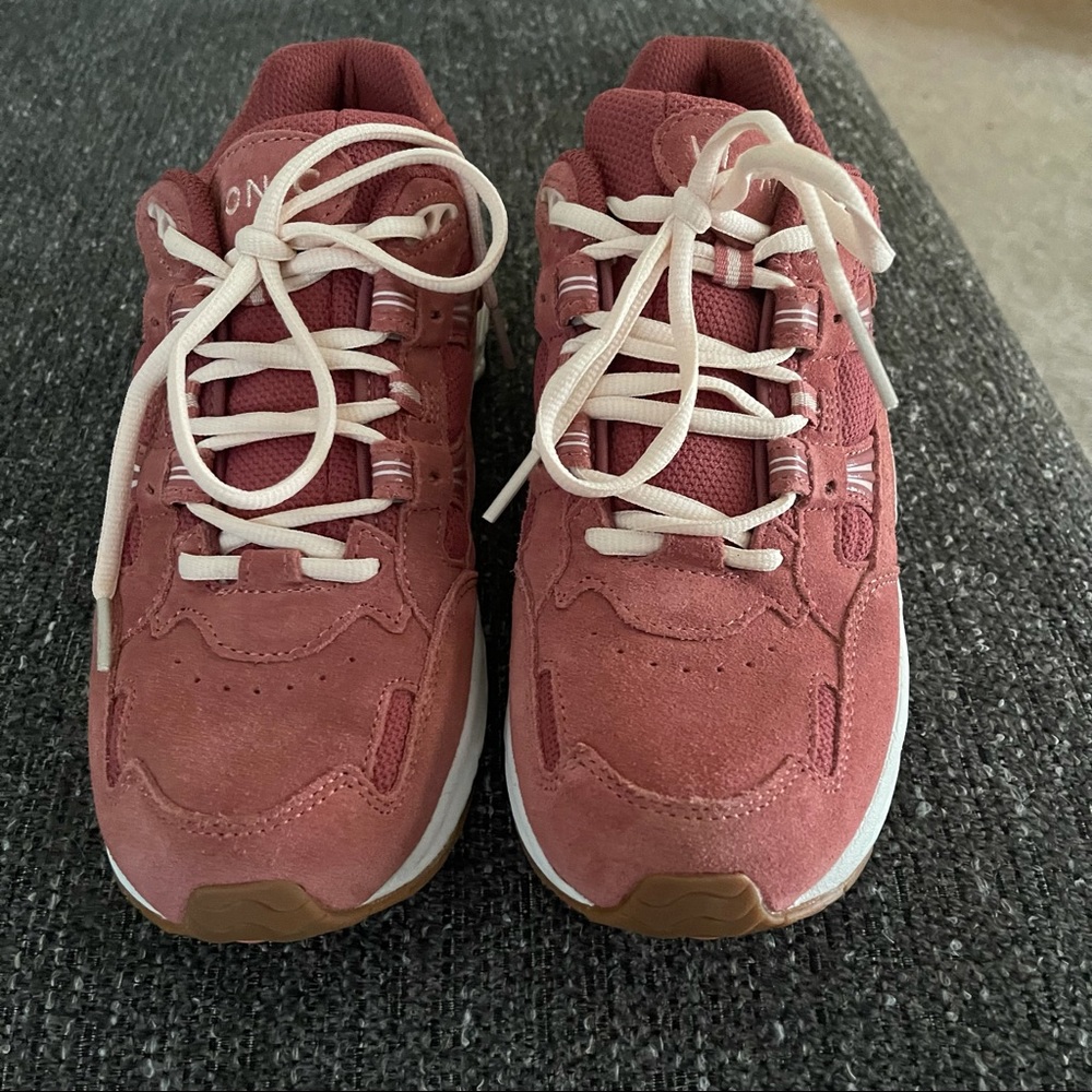 Dusty Cedar Vionic Shoes